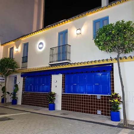 Olas Del Mar إِستيبونا